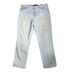 Gloria Vanderbilt Amanda Blue Jeans Size 18 Light Wash Straight Leg Stretch